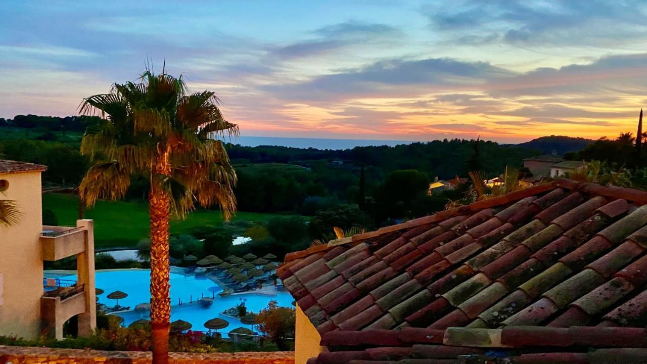 Hameau Des Amandiers-Vue Mer & Golf Saint-Cyr-sur-Mer Ngoại thất bức ảnh