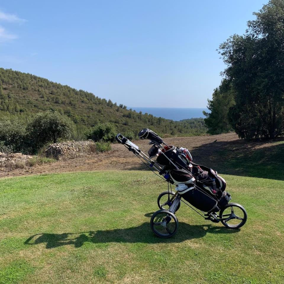 Hameau Des Amandiers-Vue Mer & Golf Saint-Cyr-sur-Mer Ngoại thất bức ảnh